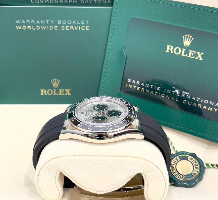 Rolex Daytona 2024 Daytona 126519 Ghost Oysterflex Silver Dial Unworn