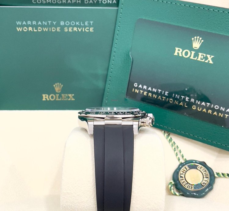 Rolex Daytona 2024 Daytona 126519 Ghost Oysterflex Silver Dial Unworn
