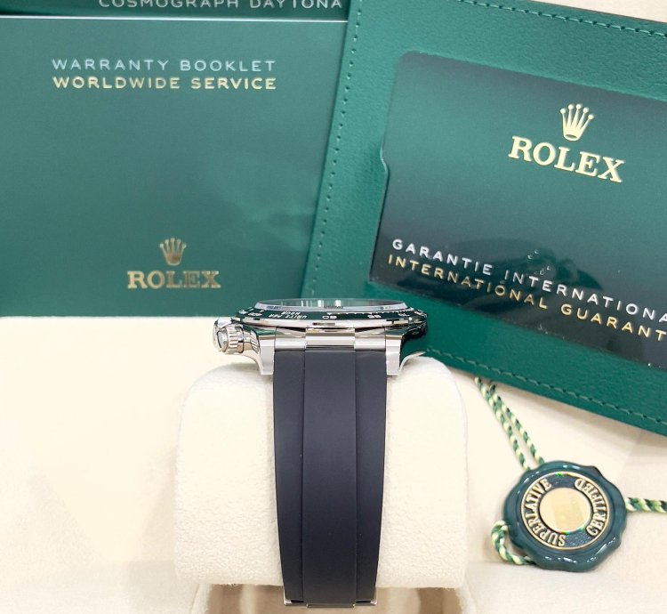 Rolex Daytona 2024 Daytona 126519 Ghost Oysterflex Silver Dial Unworn