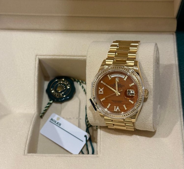 Rolex Day-date 36 Unworn 2024 Day-date 36mm 128238-0088 Carnelian Dial