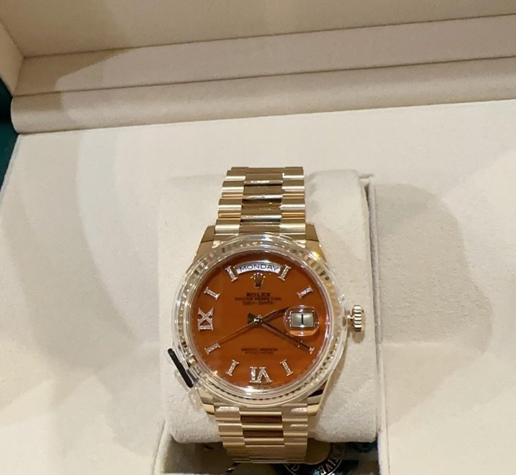 Rolex Day-date 36 Unworn 2024 Day-date 36mm 128238-0088 Carnelian Dial