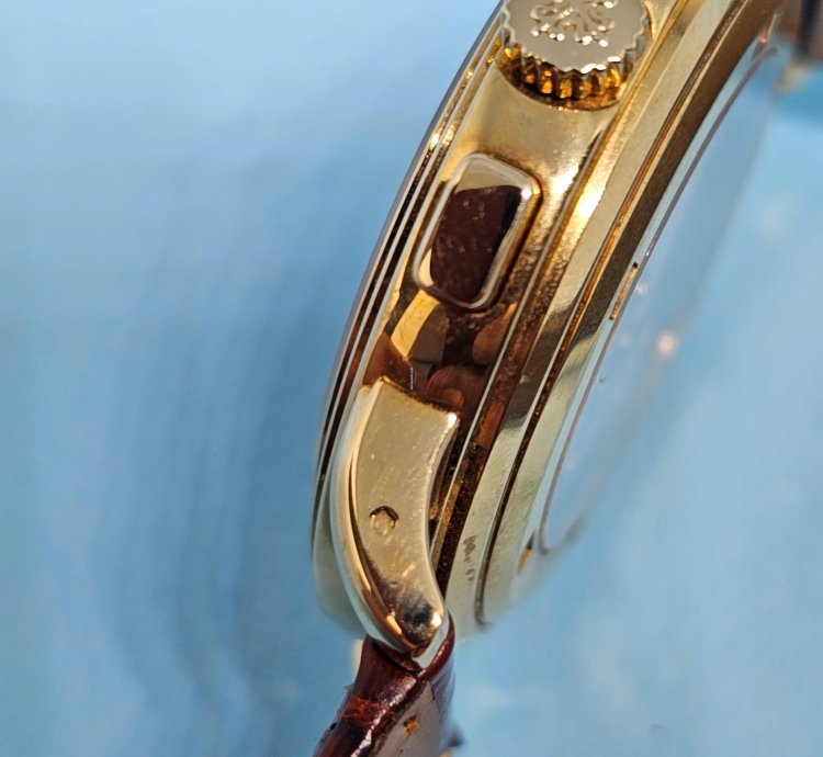 Patek Philippe Chronograph 5070j Yellow Gold With Extract Never Polished