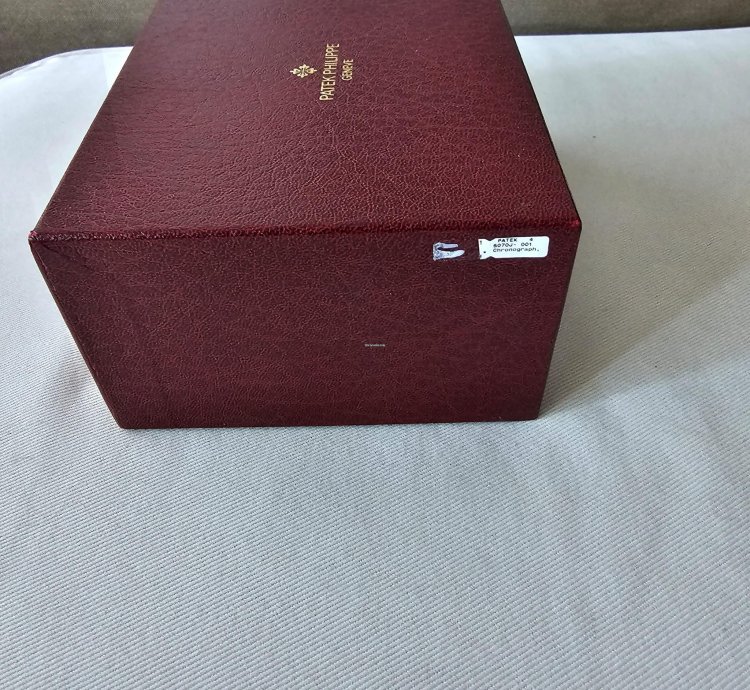 Patek Philippe Chronograph 5070j Yellow Gold With Extract Never Polished