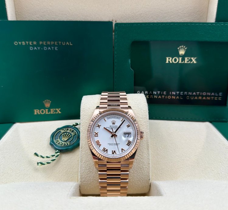 Rolex Day-date 36 Unworn Day-date 36mm White Roman Dial Rose Gold Bracelet 128235 Box Papers 2024