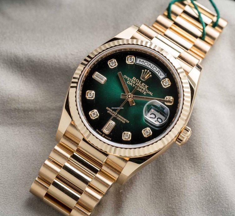 Rolex Day-date 36 Unworn Full Set 128238