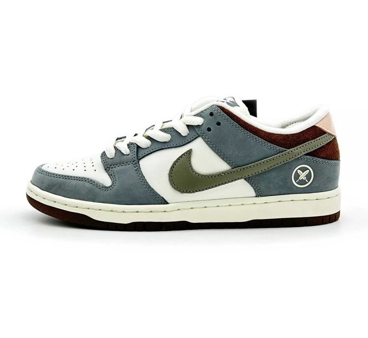 Fq1180-001 Yuto Horigome × Nike Sb Dunk Low Pro Qs Wolf Iron Grey Sail