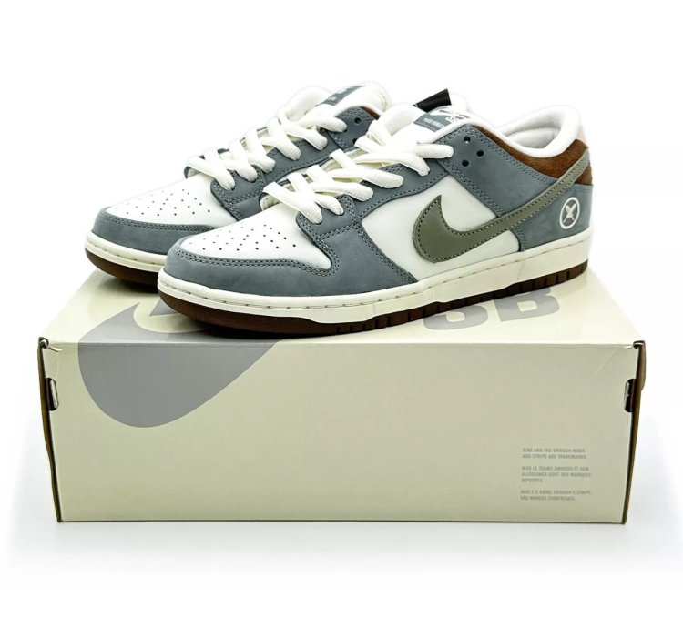 Fq1180-001 Yuto Horigome × Nike Sb Dunk Low Pro Qs Wolf Iron Grey Sail