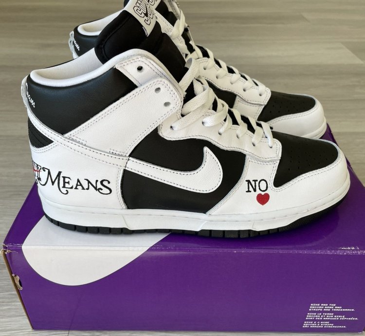Supreme Nike Sb Dunk High By Any Means Black White