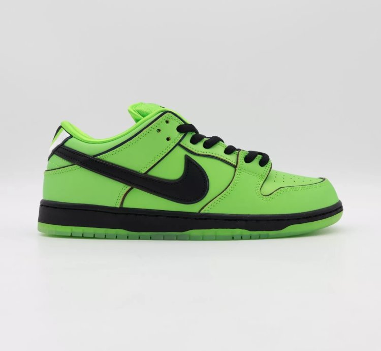Fz8319-300 The Powerpuff Girls Nike Sb Dunk Low Pro Qs Buttercup