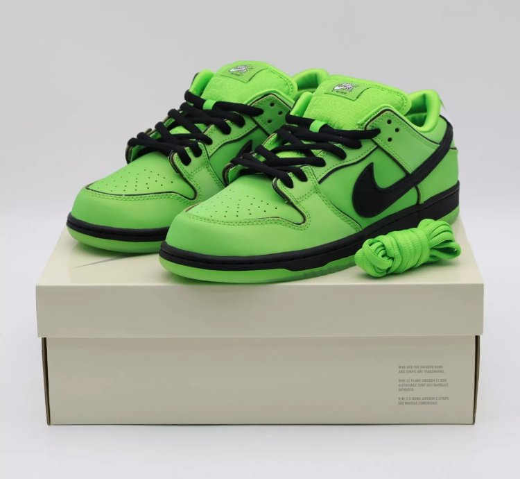 Fz8319-300 The Powerpuff Girls Nike Sb Dunk Low Pro Qs Buttercup
