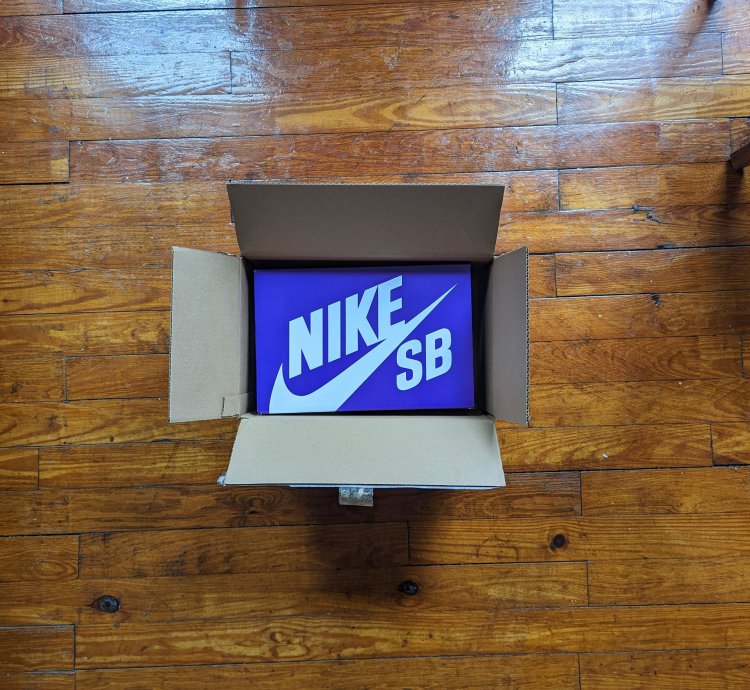 Supreme Nike Sb Dunk High By Any Means Size 10