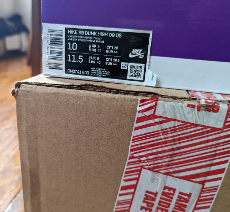 Supreme Nike Sb Dunk High By Any Means Size 10