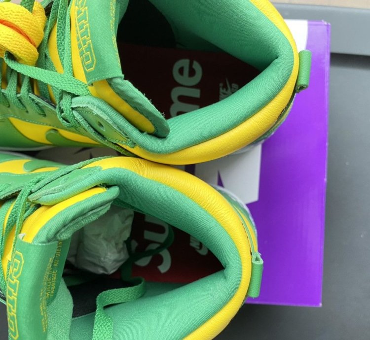 Supreme Nike Sb Dunk High By Any Means Size 9