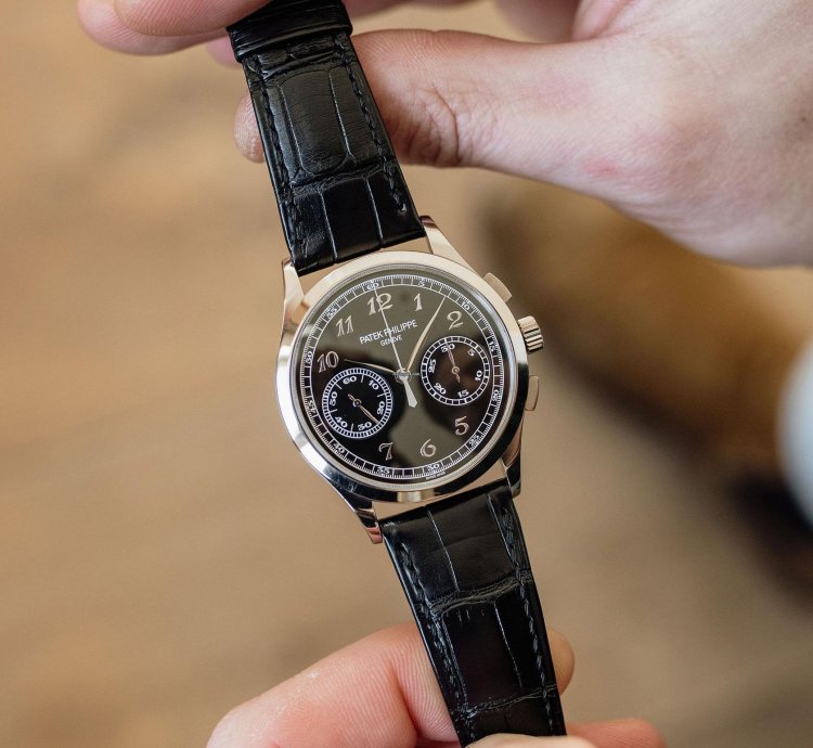 Patek Philippe Chronograph 5170g - Full Set From 2022