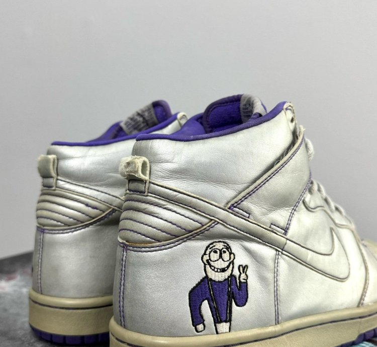 Rare Nike Sb Dunk High Dinosaur Jr