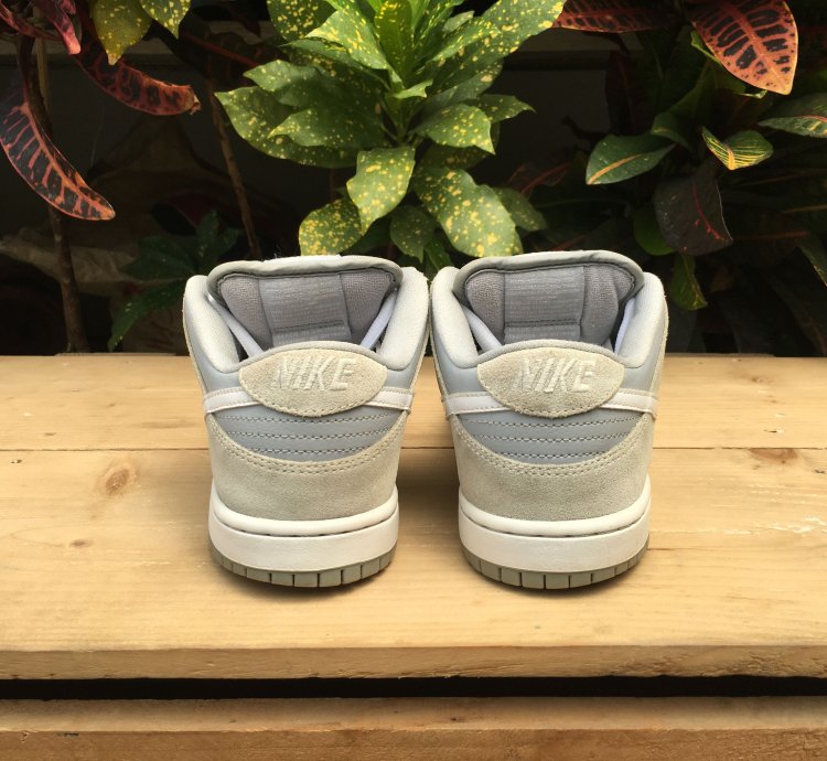 Rare Nike Sb Dunk Low Pro Summit White Wolf Grey