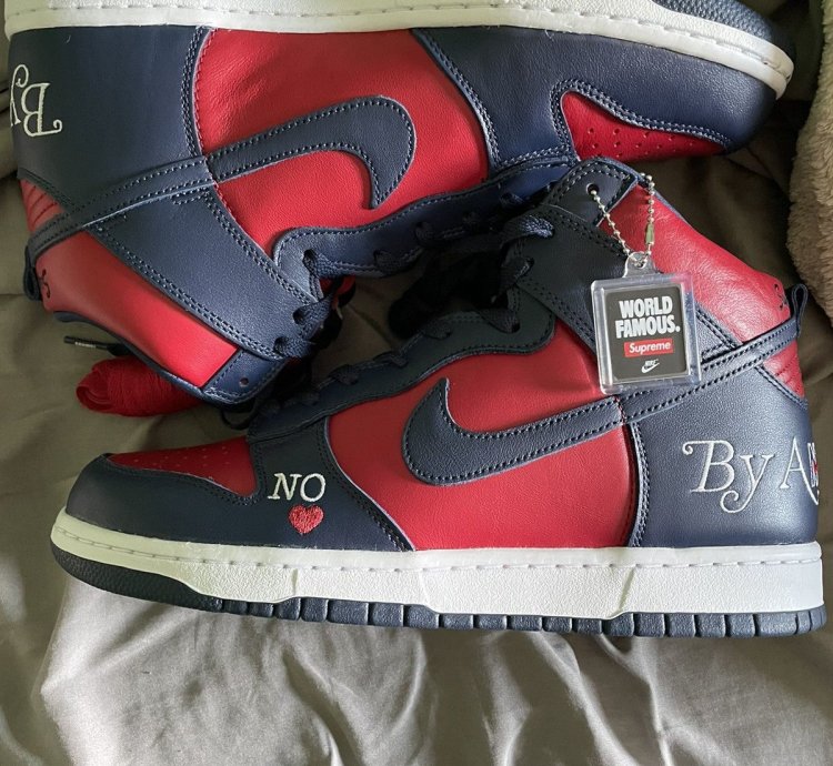 Supreme Nike Sb Dunk High Red Navy