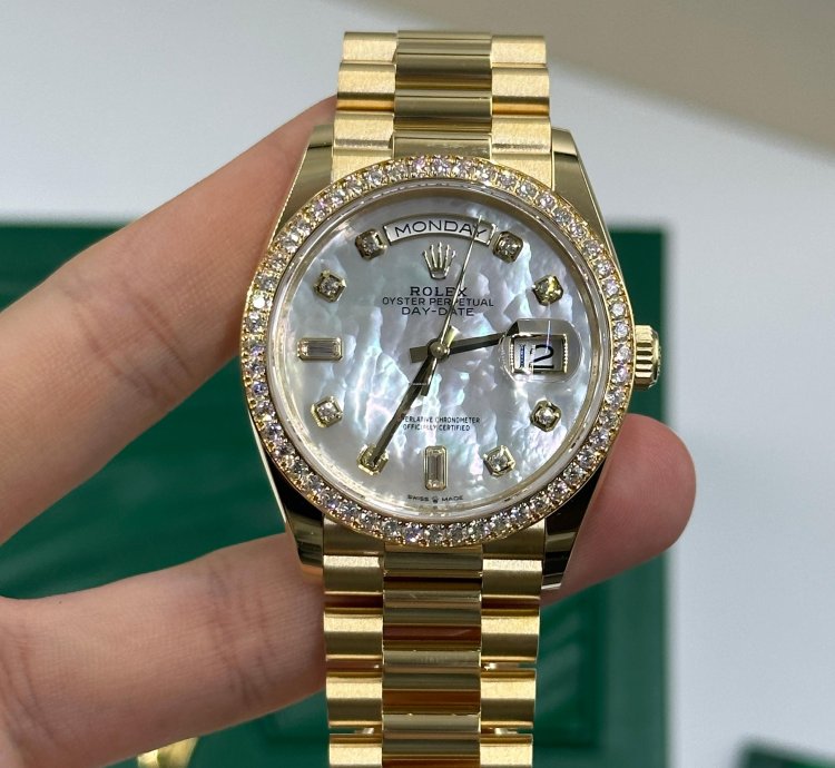 Rolex Day-date 36 White Mother Of Pearl Baguette Diamond Dial Yellow Gold President Diamond Beze