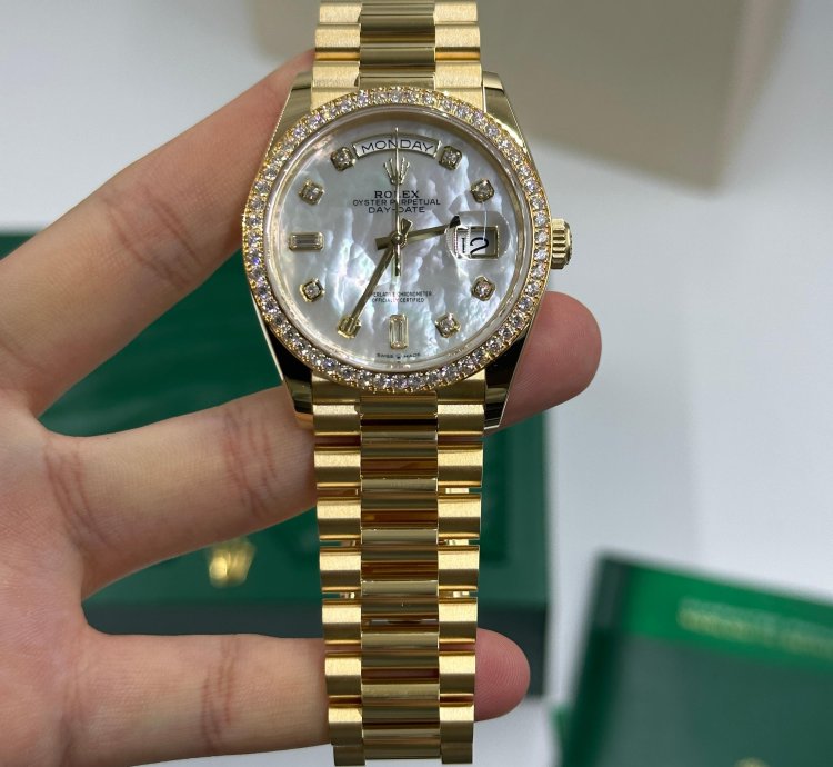 Rolex Day-date 36 White Mother Of Pearl Baguette Diamond Dial Yellow Gold President Diamond Beze