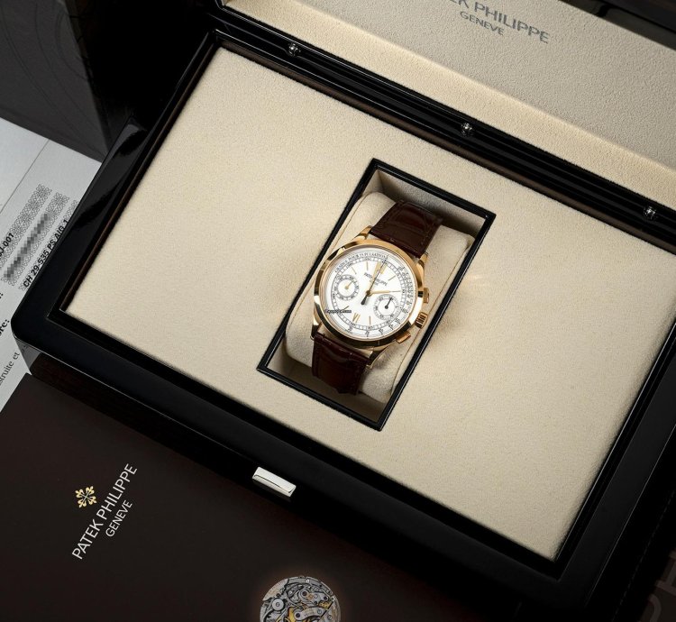 Patek Philippe Chronograph 5170j - Complication - Yellow Gold - Box Papers - 2 Year Warranty