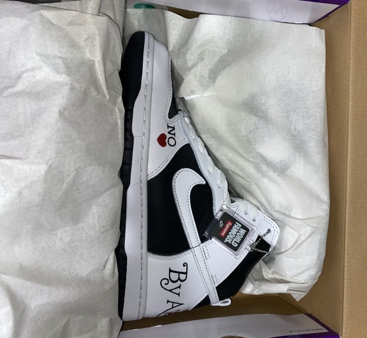 Supreme Nike Sb Dunk High Size 8 5