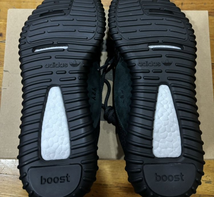 Adidas Yeezy 350 Pirate Black 2023