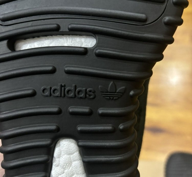 Adidas Yeezy 350 Pirate Black 2023
