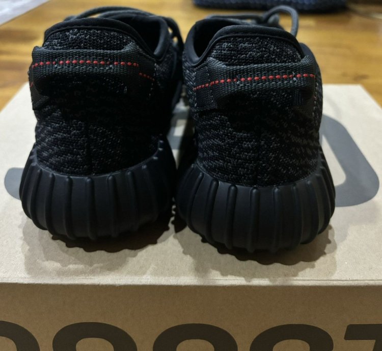 Adidas Yeezy 350 Pirate Black 2023