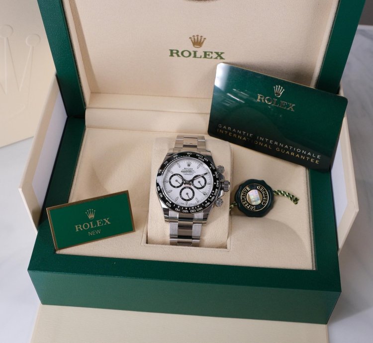 Rolex Daytona 2025 New Unworn - Daytona Cosmograph Panda