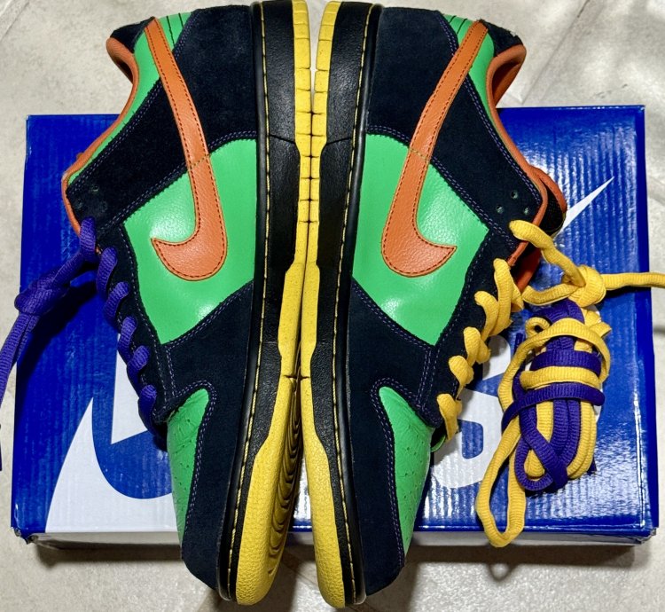 Rare- Nike Sb Dunk Low Green Spark Halloween - Size 11 5