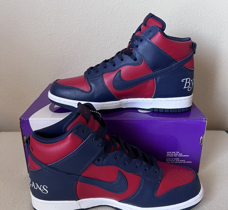 Supreme Nike Sb Dunk High Varsity Red Navy