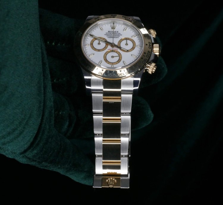 Rolex Daytona 2025 New Unworn Rolex Daytona Two-tone 40mm White Dial Yellow Gold Steel 126503