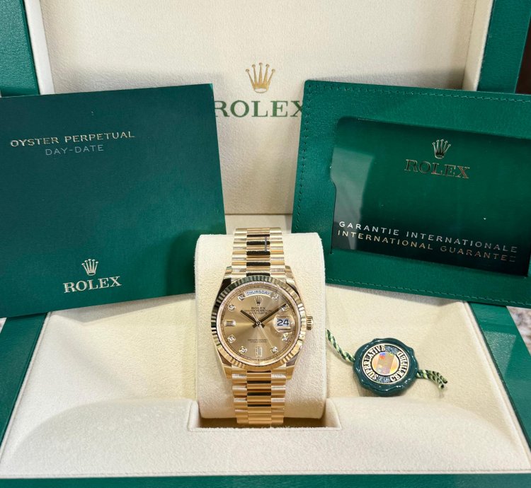 Rolex Day-date 36 Yellow Gold Champagne Diamond Dial 2024