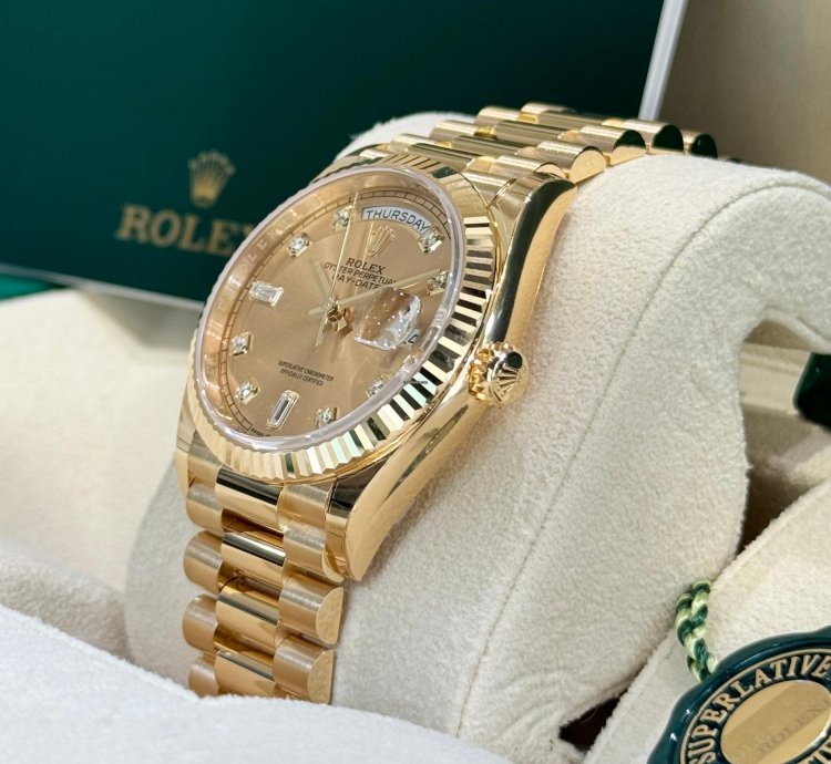 Rolex Day-date 36 Yellow Gold Champagne Diamond Dial 2024