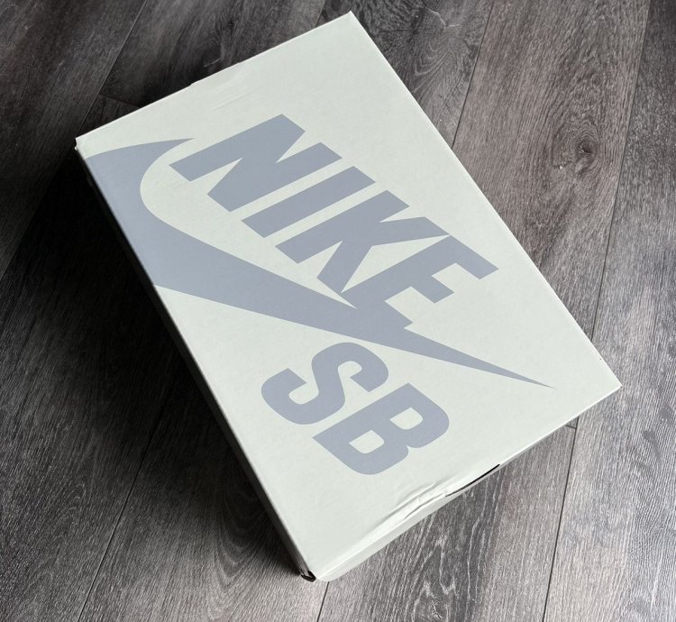 Supreme Nike Sb Dunk Low Og Rammellzee Shoes 9 5 Fd8778-001