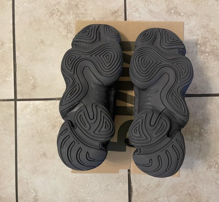 Adidas Yeezy 500 Black