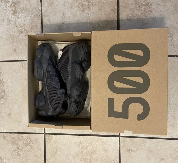 Adidas Yeezy 500 Black