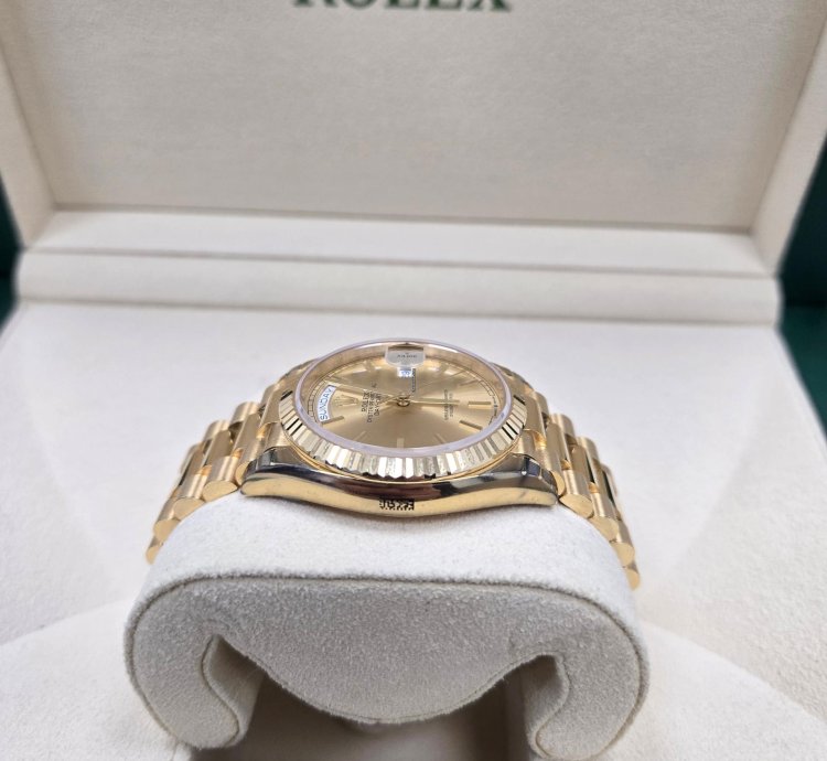 Rolex Day-date 36 Yellow Gold Full Stickers