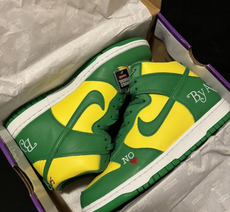 Supreme Nike Sb High Dunk Brazil Size 11