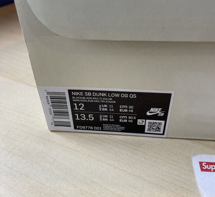 Supreme Nike Sb Rammellzee Dunk Low