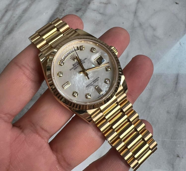 Rolex Day-date 36 Yellow Gold President Mother Of Pearl Diamonds