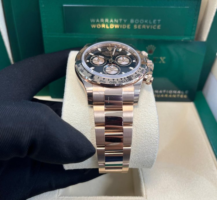 Rolex Daytona 40mm 18k Rose Gold Black Index Cosmograph Dial Rose Sub-dials 116505