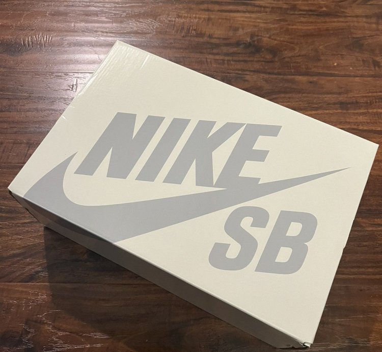 Supreme Nike Sb Rammellzee Dunk Low Black