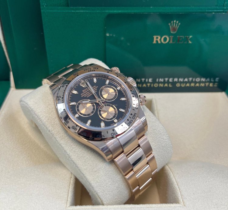 Rolex Daytona 40mm 18k Rose Gold Black Index Cosmograph Dial Rose Sub-dials 116505