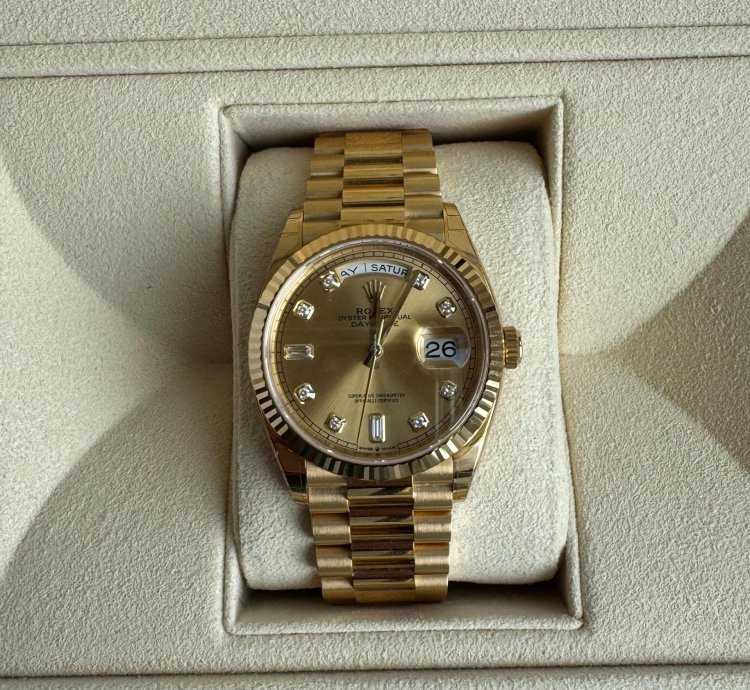 Rolex Day-date 36 Yellow Gold Ref 128238 Year 2022 Unworn