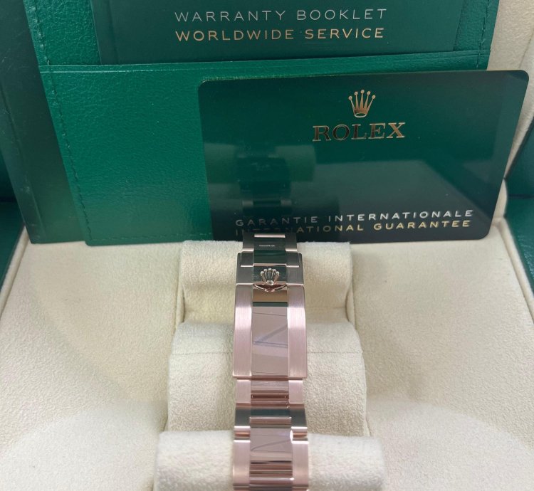 Rolex Daytona 40mm 18k Rose Gold Pink Index Cosmograph Dial Black Sub-dials 116505