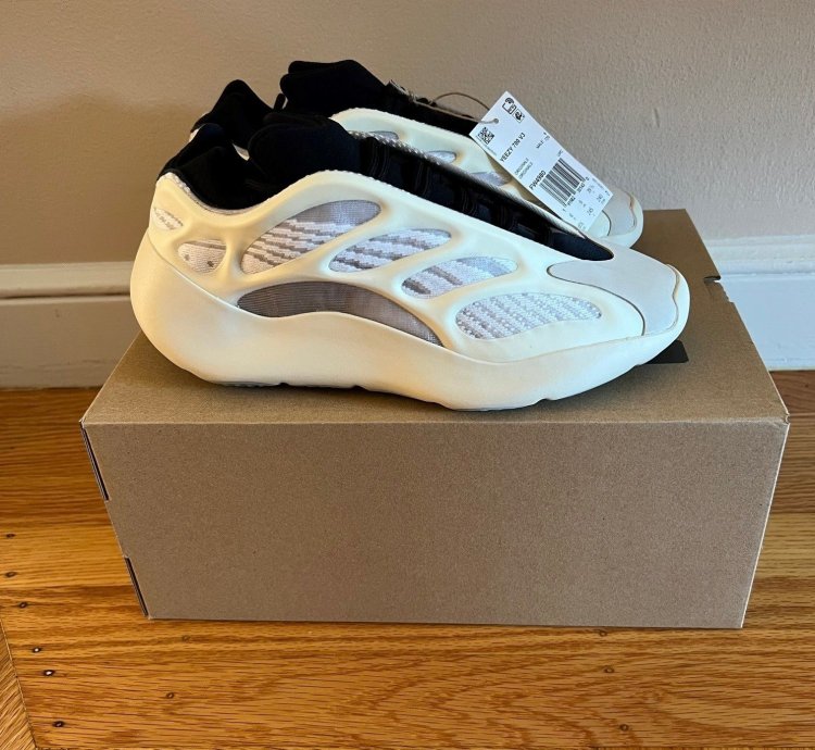 Adidas Yeezy 700 V3 Azael Sz 6 5