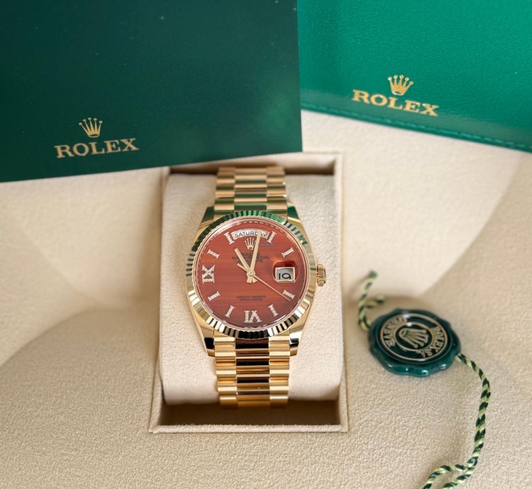 Rolex Day-date 36 Yellow Gold With Carnelian Dial - 128238