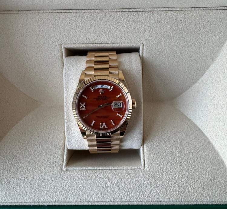 Rolex Day-date 36 Yellow Gold With Carnelian Dial - 128238