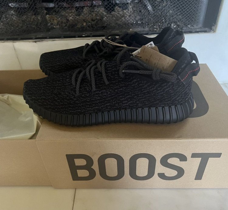 Adidas Yeezy Boost 350 Pirate Black
